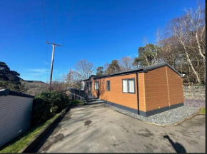 C05 - The Ogwen Lodge with Hot Tub